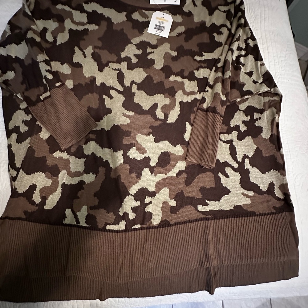 Wonderly Olive and Brown Knit Top